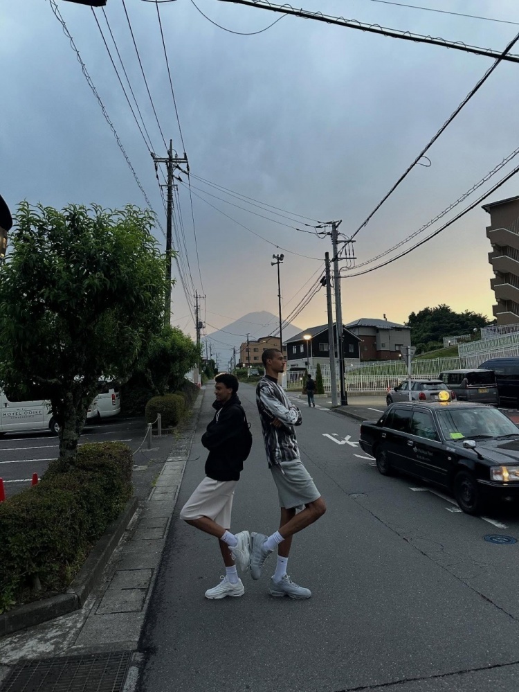 kpnI, 奥拉朱旺等, src