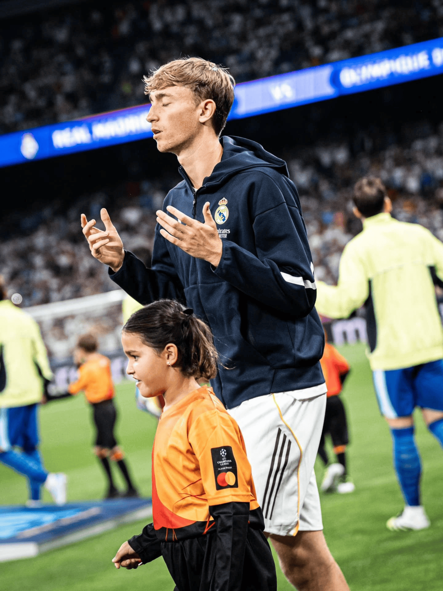 皇马主场, div, 首秀和胜利