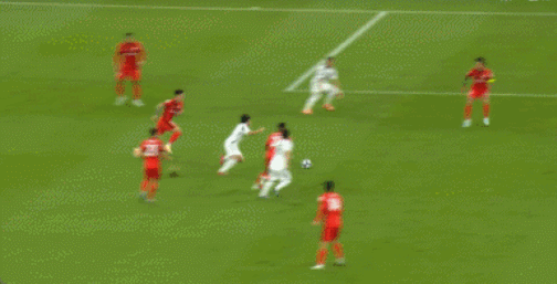 翔太打门被, 出直塞 翔太打门被, 出直塞